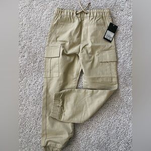 NWT Steve’s Jeans Size 6 Cargo Khaki’s
